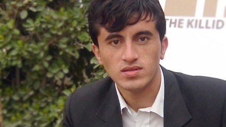 لت و کوب يک خبرنگار با قنداق تفنگ در وزارت اطلاعات و فرهنگ