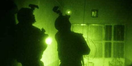 نمونه هایی از عملیات شبانه نیروهای آمریکایی در افغانستان