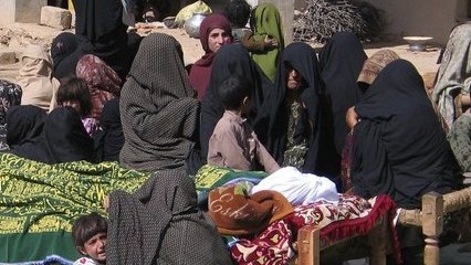 عکس هایی از تلفات زلزله در شیرزاد
