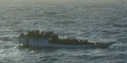 کشتی واژگون: تعداد نجات یافتگان به 136 پناهجو رسید!