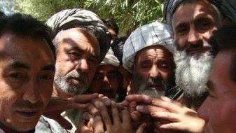 رییس پارلمان باید از ملت پوزش بخواهد؛ واکنش هزاران تن از کاربران شبکه های اجتماعی به سانسور و اخراج داکتر بشردوست