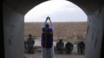 ملای آمریکایی در شرق لشکرگاه